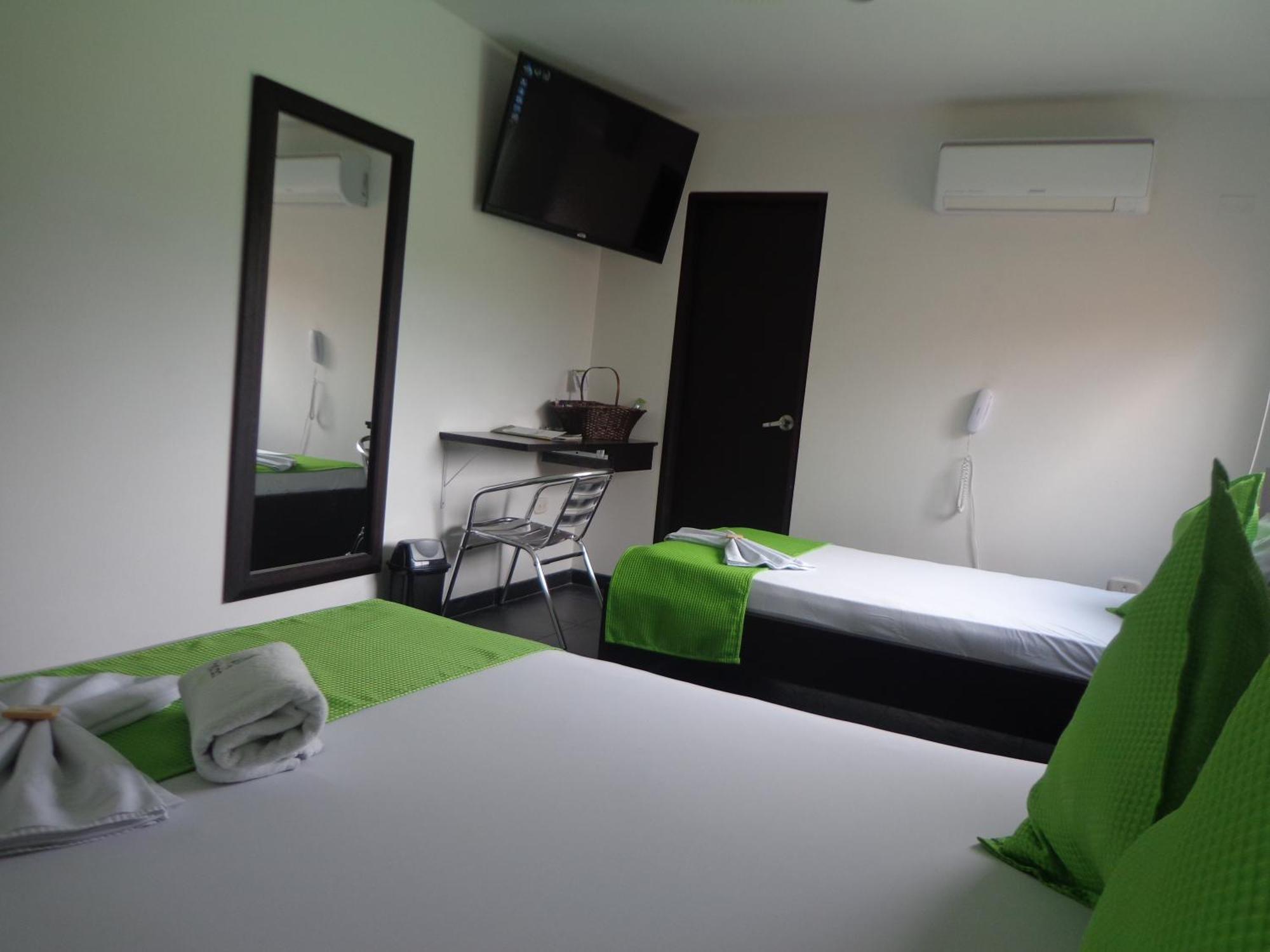 Hotel Chicala salgar Puerto Salgar Habitación foto